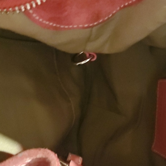 Pink purse coach - Picture 4 of 5